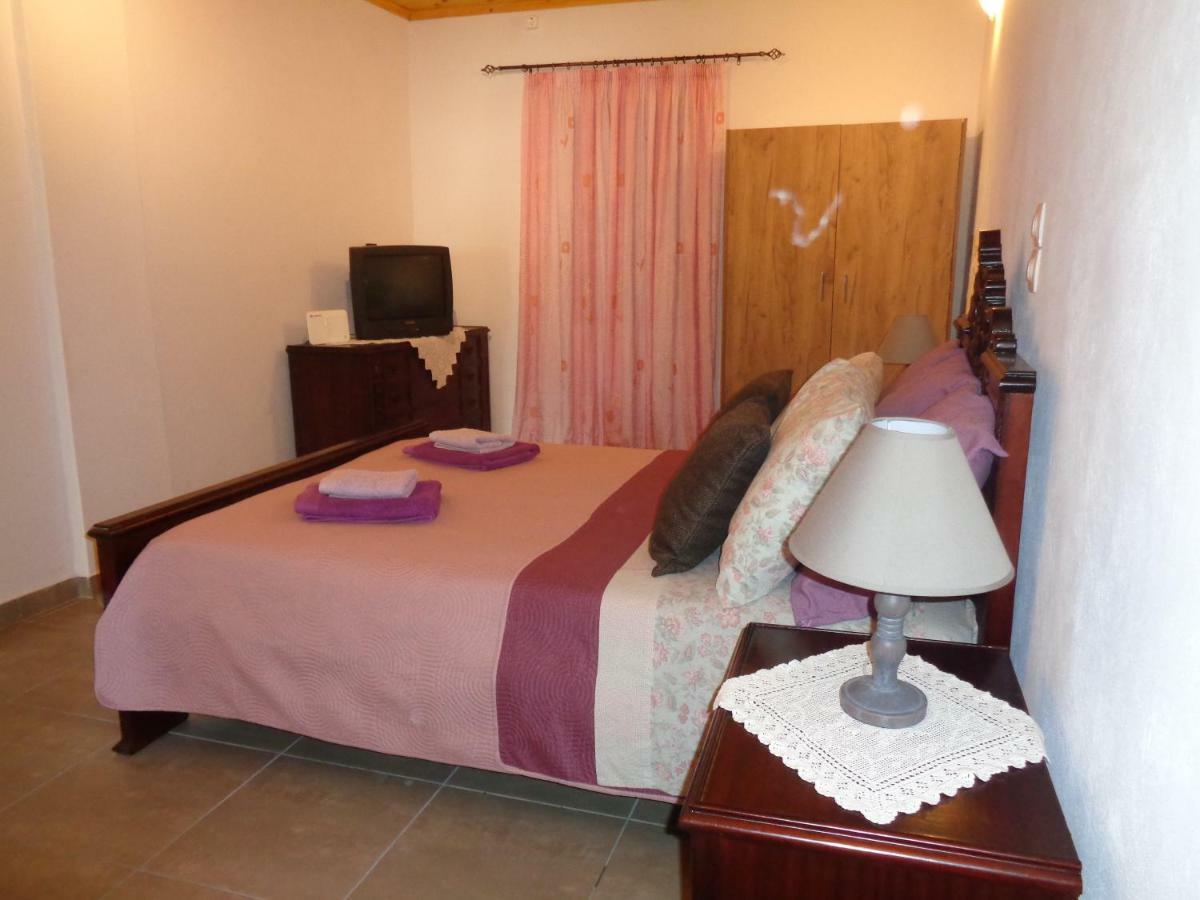 Harry'S Retreat Guest House Klimatia Luaran gambar