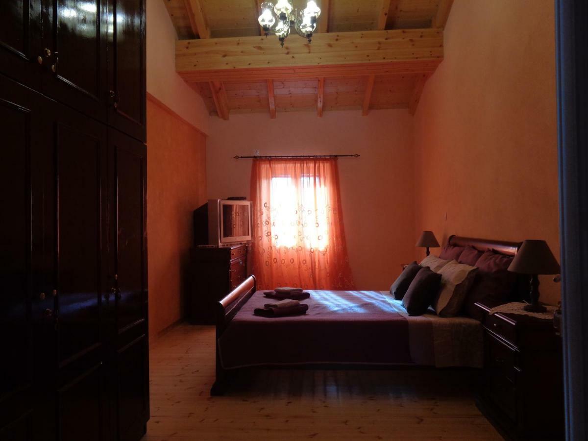 Harry'S Retreat Guest House Klimatia Luaran gambar